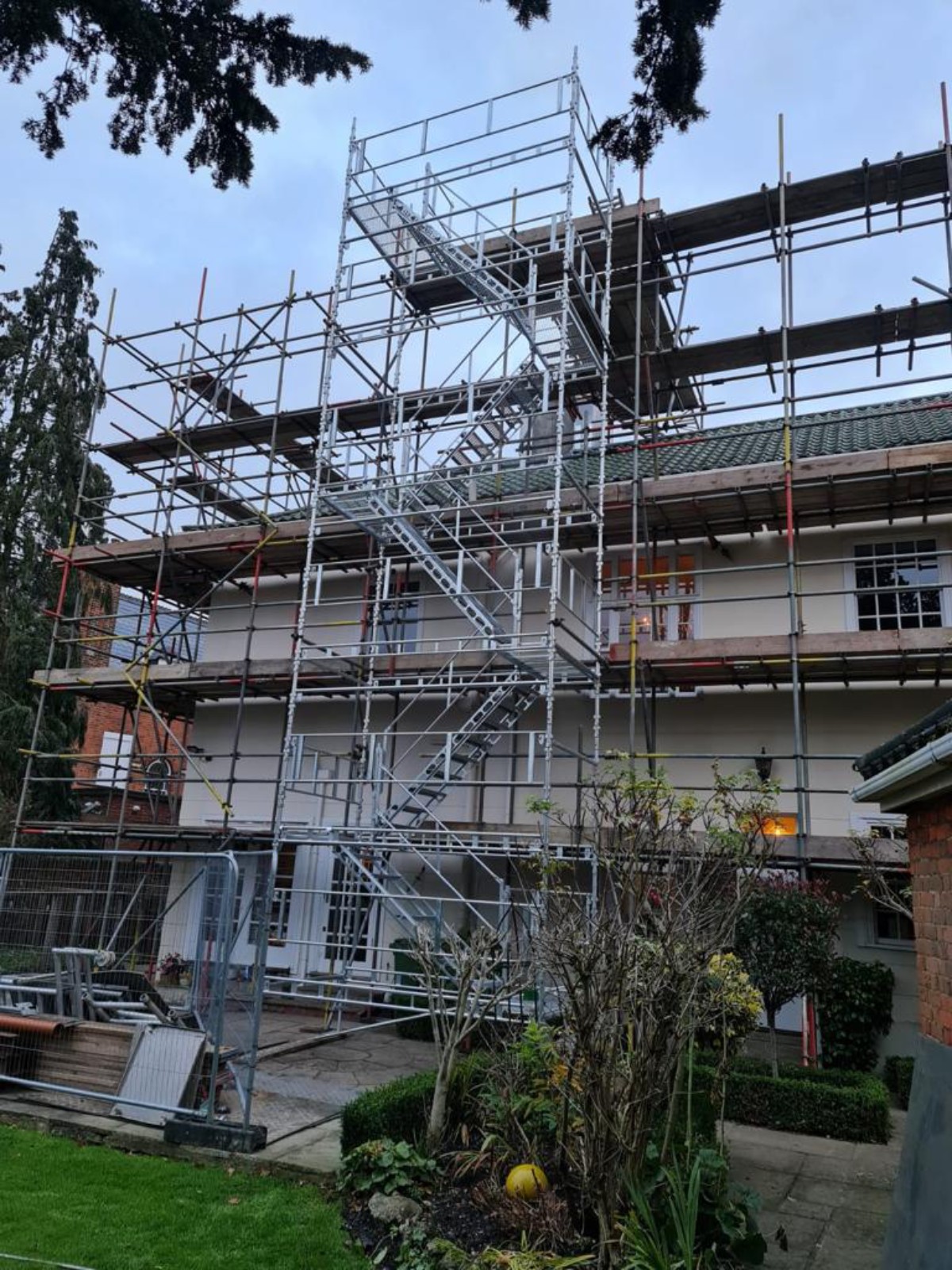 504c62_003d567427534adfb920fc10b4045791~mv2